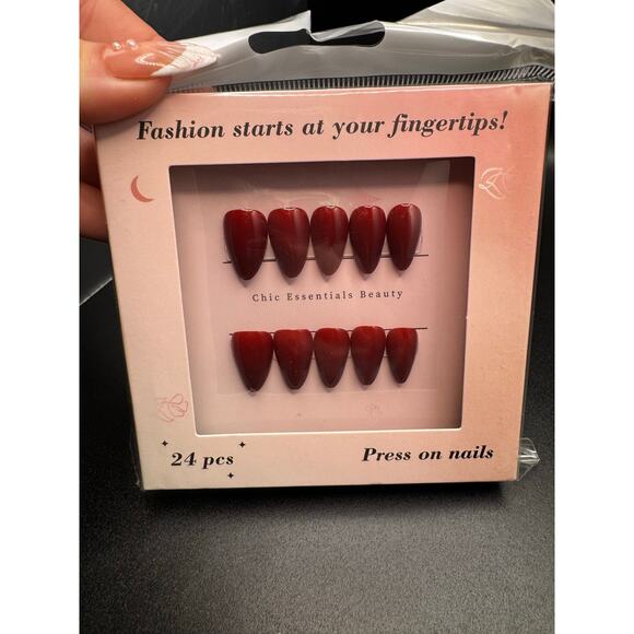 Title Unknown Other - NWT Burgundy Press on nails almond shape medium length- 24pc